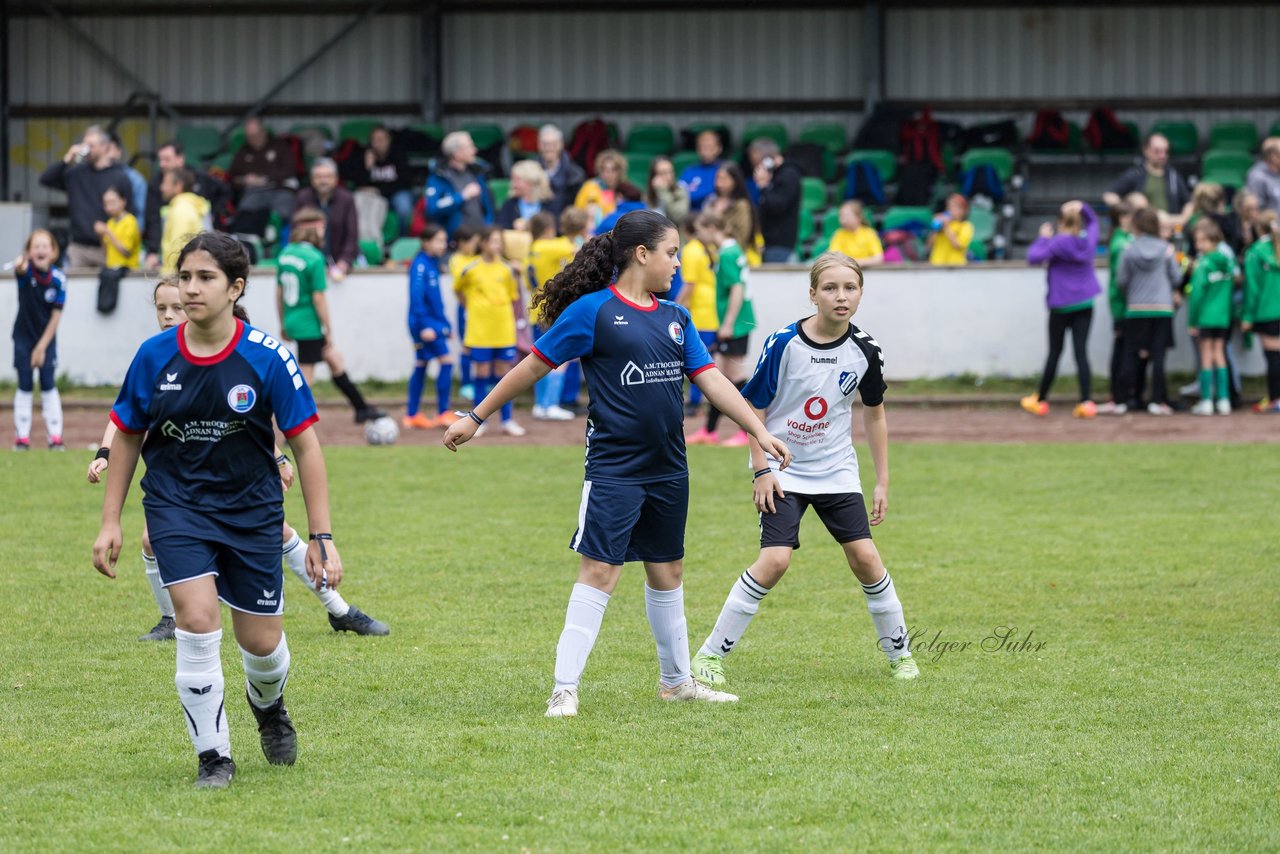 Bild 400 - Loewinnen Cup